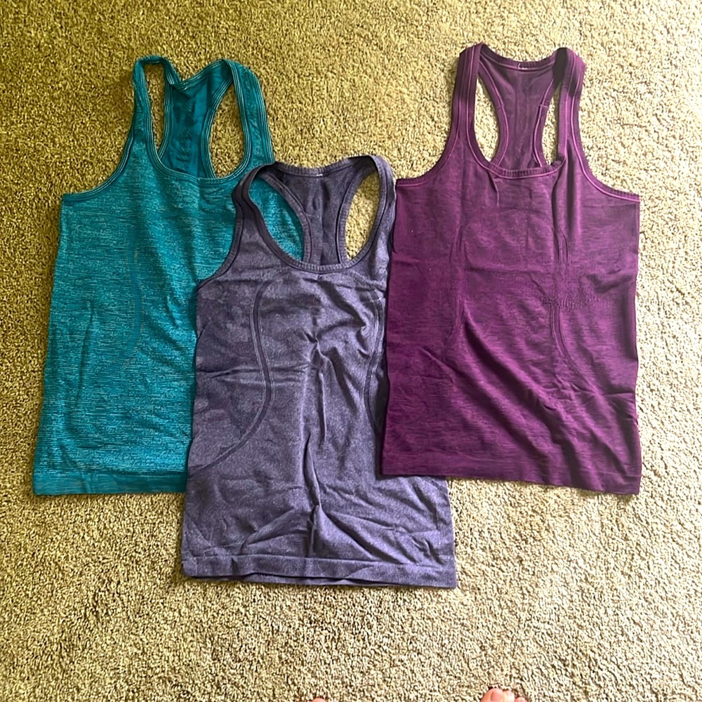 Lululemon swiftly hip-length racerback running tanks -size 6